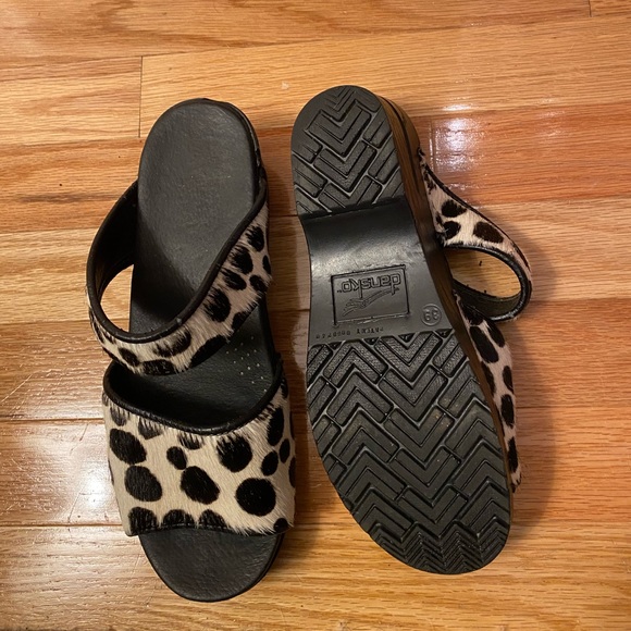 cow print dansko